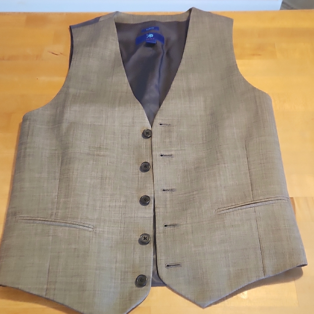 Men's Grey Vest